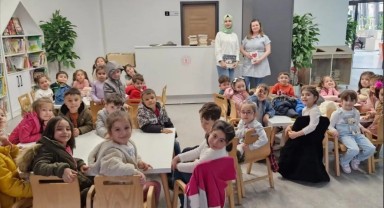 Kütüphane Haftası Etkinliği Minik Öğrencileri Ağırladı