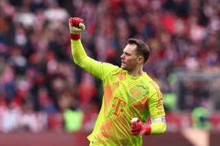 MANUEL NEUER, BAYERN MÜNİH İLE SÖZLEŞMESİNİ UZATTI