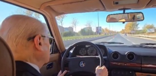 MHP LİDERİ DEVLET BAHÇELİ KLASİK OTOMOBİLİ İLE ANKARA TURUNDA