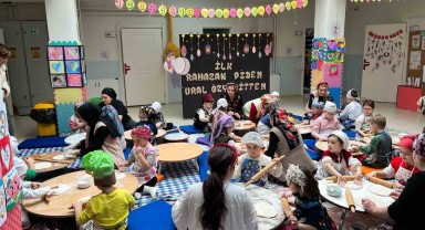 Minik Ellerden Ramazan Pidesi Şöleni