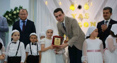 Minik Öğrencilerden İlgi Çekici Yıl Sonu Sergisi
