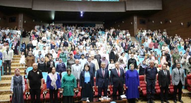 Minikler Yıl Sonu Programında Buluştu!