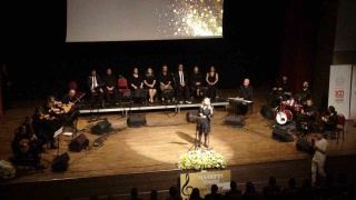 MÜZİK ÖĞRETMENLERİNDEN UNUTULMAZ KONSER