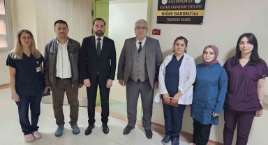 Niğde Barosu, Niğde Eğitim ve Araştırma Hastanesi'ne Solunum Fonksiyon Testi Cihazı Bağışladı