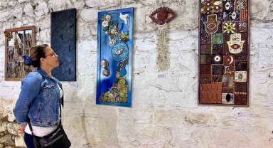 Özel Öğrencilerin El Emeği Eserleri İzmir'de Sergilendi