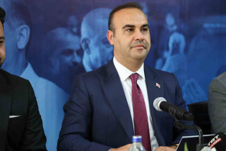 SANAYİ VE TEKNOLOJİ BAKANI KACIR, İSRAİL'İN ZULMÜNE SERT TEPKİ GÖSTERDİ