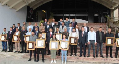 Şehit Ailelerine Devlet Övünç Madalyası Törenle Takdim Edildi