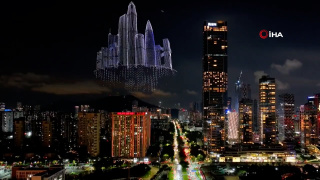SHENZHEN BAY PARK'TA 10 BİN DRONLA REKOR KIRILDI!