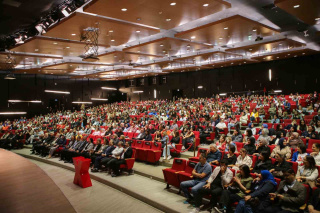 TEDXERCİYESKOLEJİ KONFERANSI GENÇLERE FARKLI BİR BAKIŞ AÇISI KAZANDIRDI