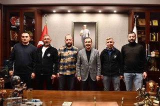 TEPEBAŞI BELEDİYE BAŞKANI SPOR KULÜPLERİ İLE İLİŞKİLERİNİ GÜÇLENDİRİYOR