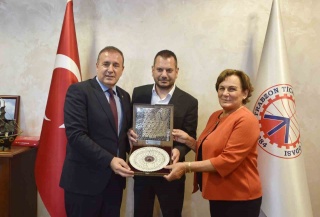 TRABZONSPOR BAŞKANI VE YÖNETİMİNDEN TİCARET VE SANAYİ ODASI ZİYARETİ
