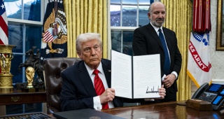 TRUMP, PLASTİK PİPETLER İÇİN KARARNAME İMZALADI