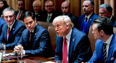 Trump, Ukrayna ile değerli mineraller anlaşması imzalayacak