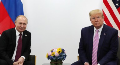 Trump ve Putin, Ukrayna Krizi Hakkında Görüştü