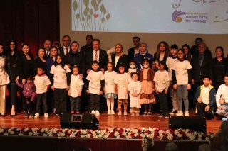 TURGUT ÖZAL TIP MERKEZİ ÇOCUK KEMİK İLİĞİ NAKLİ ÜNİTESİ 101’İNCİ BAŞARILI NAKLİNİ KUTLUYOR