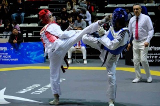 TÜRK SPORCULAR MADALYALARLA DÖNÜYOR