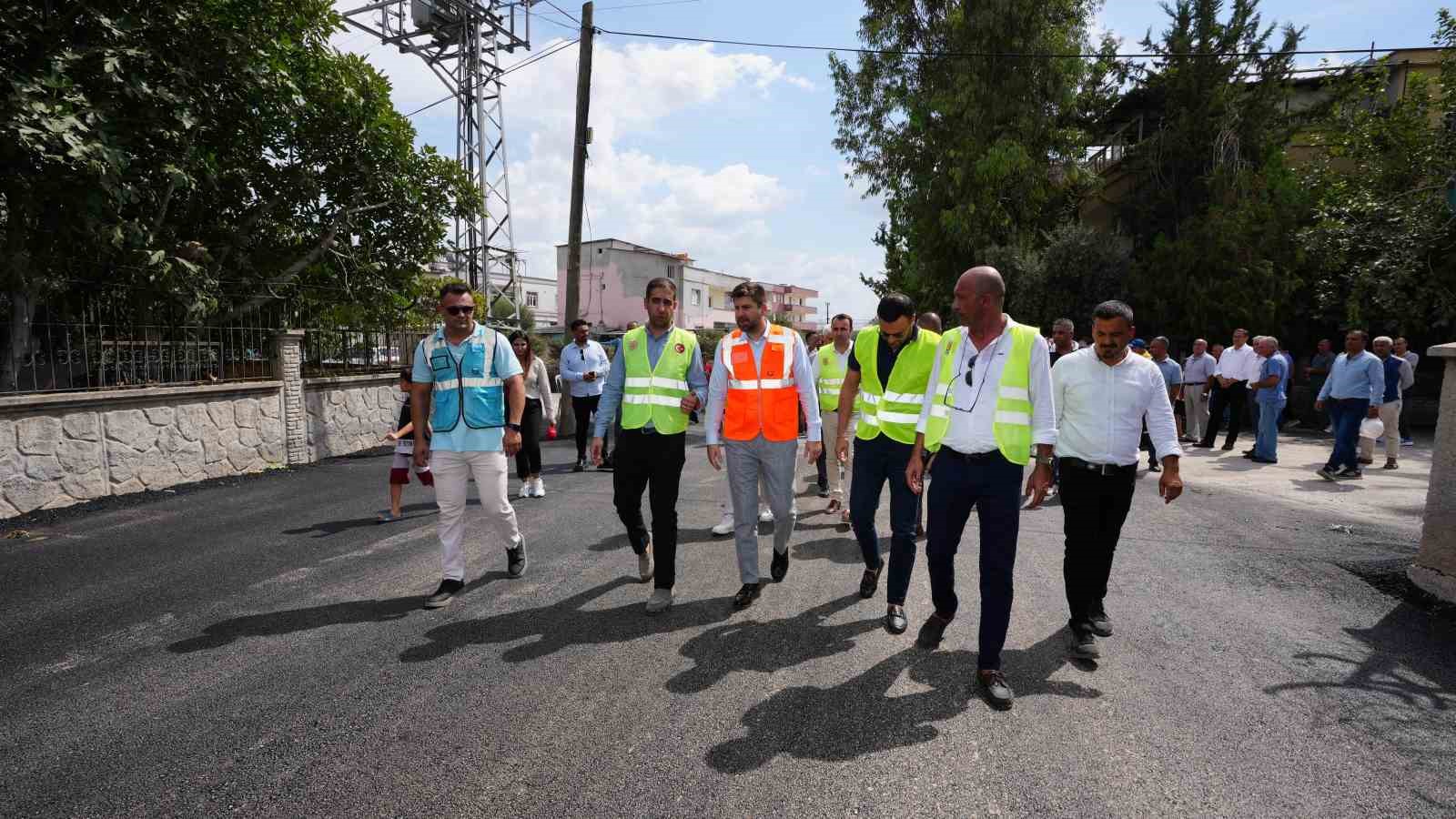 TARSUS BELEDİYESİ YOL YENİLEME ÇALIŞMALARINA HIZ VERİYOR