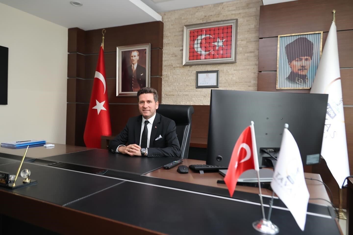TAVAS BELEDİYE BAŞKANI KADİR TATIK CUMHURİYET BAYRAMI KUTLAMASI YAPTI