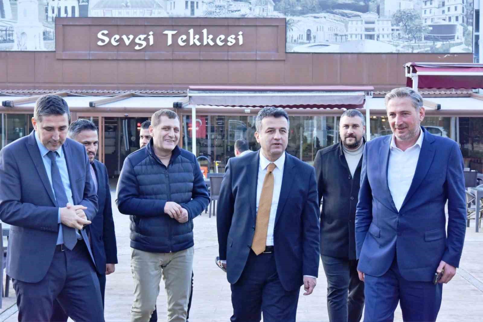 TEKKEKÖY BELEDİYE BAŞKANI MUSTAFA CANDAL VE SAMSUN BÜYÜKŞEHİR BELEDİYE BAŞKANI HALİT DOĞAN İLÇEDE YENİ PROJELER İÇİN İNCELEMELERDE BULUNDU
