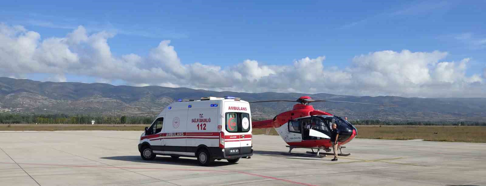 TOKAT'TA KALP HASTASI BEBEK AMBULANS HELİKOPTER İLE ANKARA'YA SEVK EDİLDİ