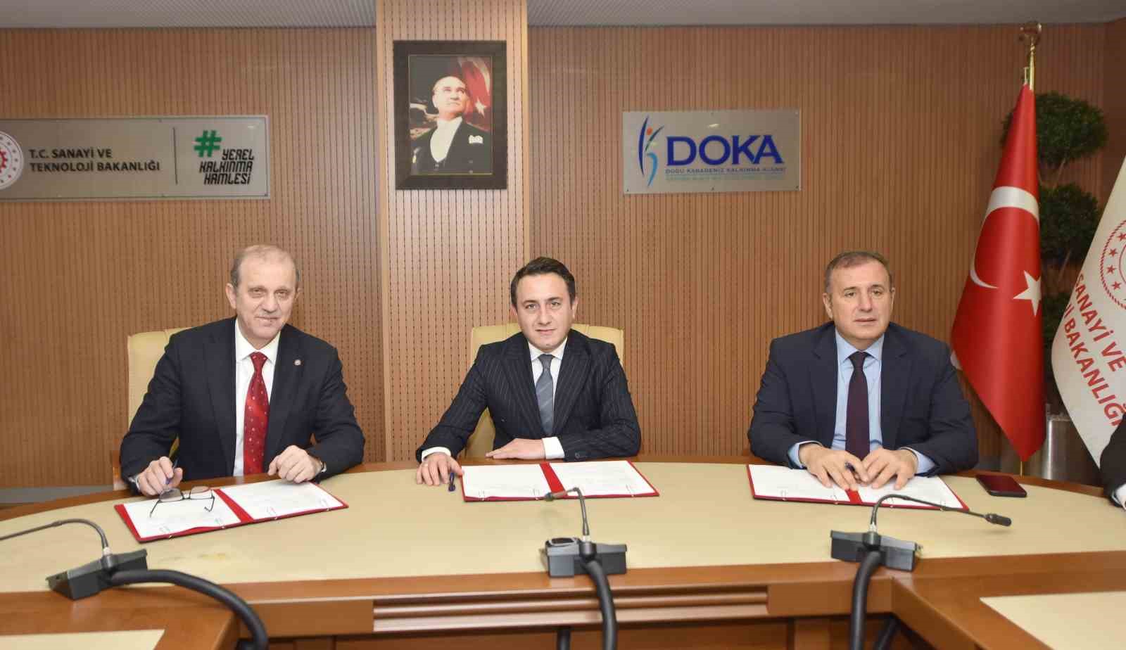 TRABZON’DA KİŞİYE ÖZEL BİYO-UYUMLU İMPLANTLAR ÜRETİLİYOR