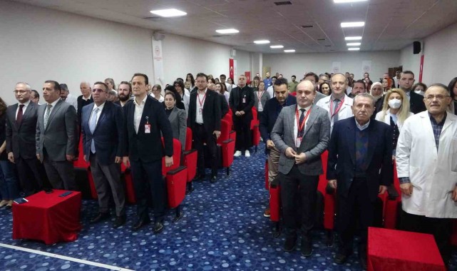 Trabzon’da Sağlık Çalışanları 14 Mart Tıp Bayramını Kutladı
