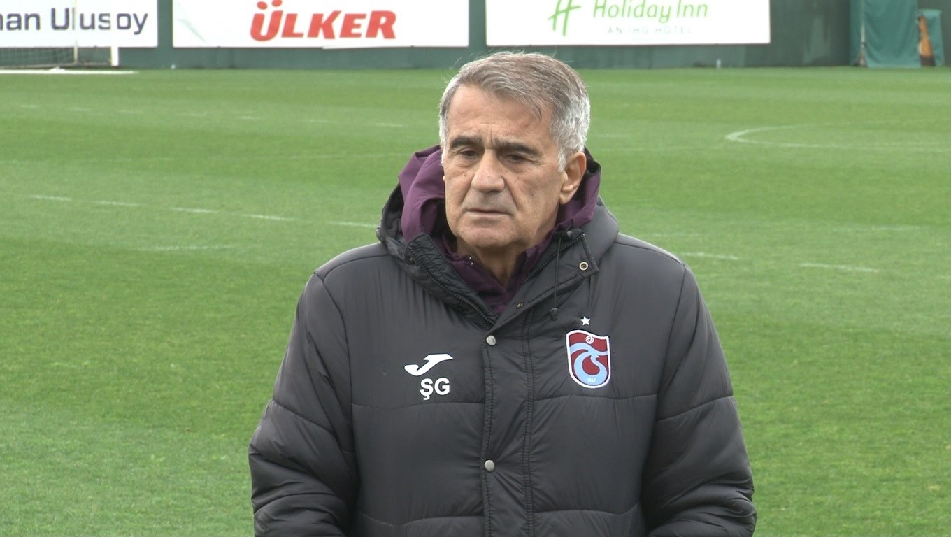 TRABZONSPOR TEKNİK DİREKTÖRÜ ŞENOL GÜNEŞ ZOR DÖNEMİ BİTİREMEDİ