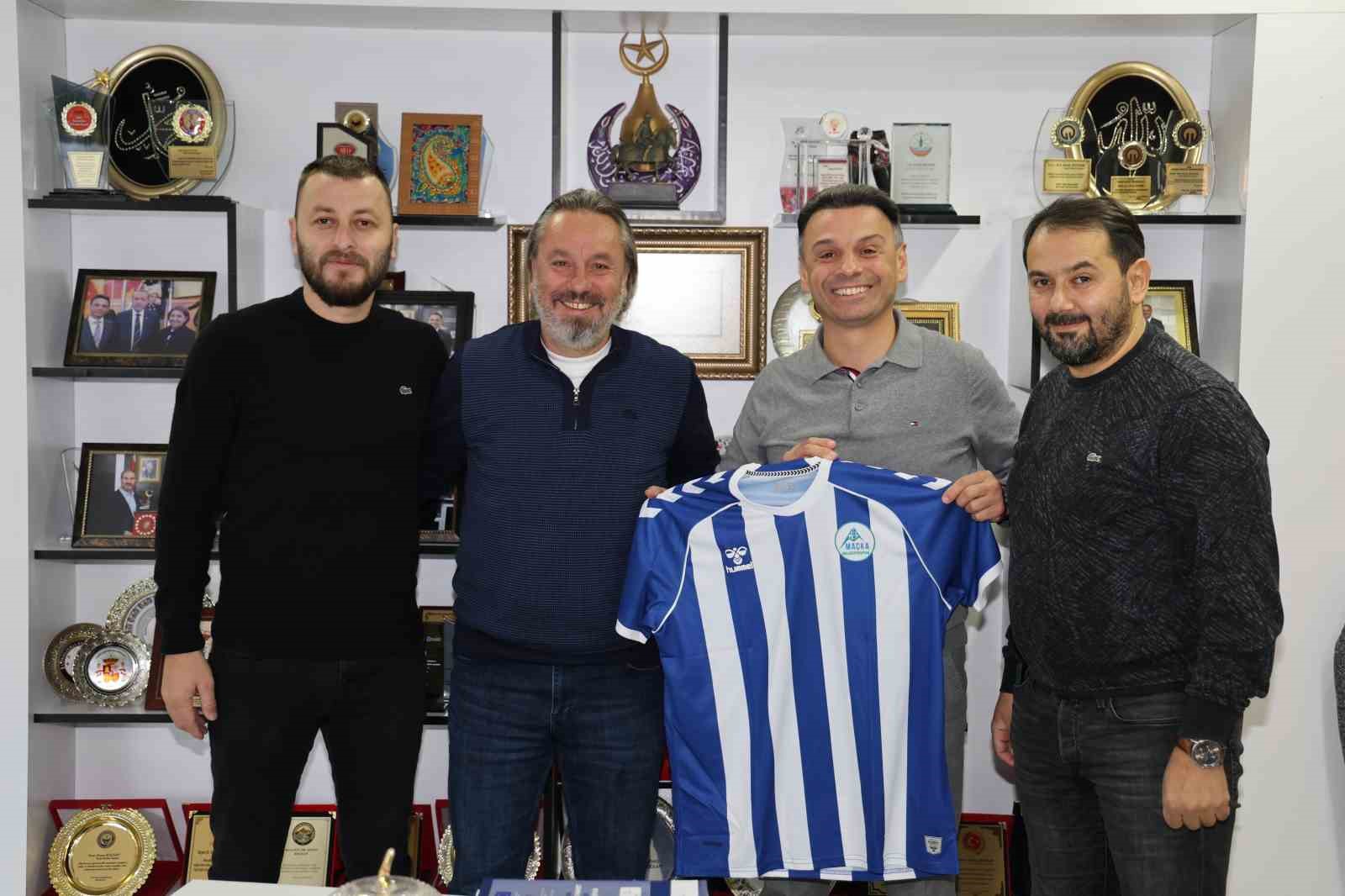 TRABZONSPOR’UN EFSANE OYUNCUSU SEMAVİ UZUN MAÇKA BELEDİYESPOR’UN TEKNİK DİREKTÖRÜ OLDU