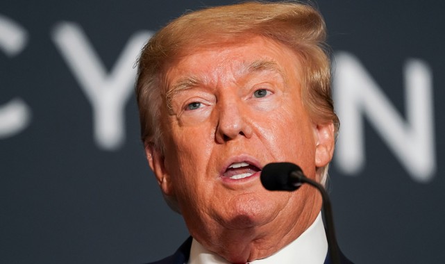 Trump, Yerli Üretimi Artırmak İçin İthal Otomobillere Gümrük Vergisi Uyguluyor