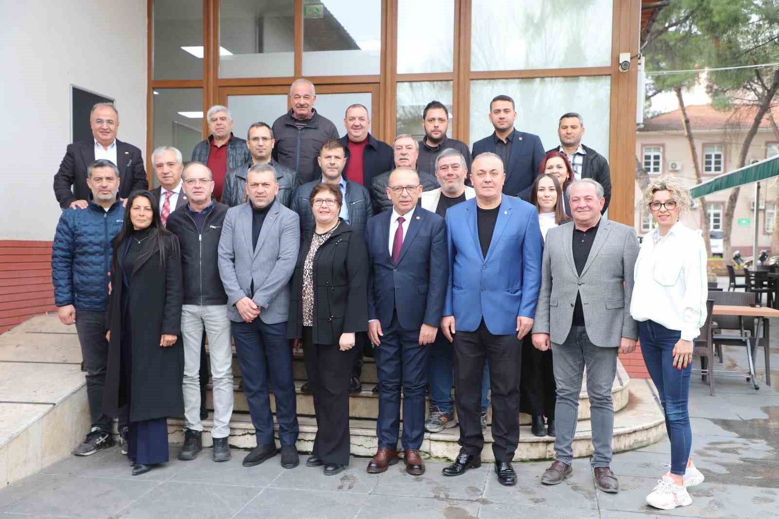 TURGUTLU BELEDİYE BAŞKANI ESNAF ODASI BAŞKANLARIYLA BİR ARAYA GELDİ