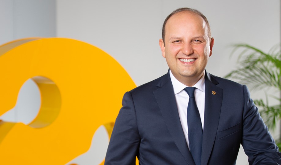 TURKCELL, NETWORK X ETKİNLİĞİNDE YILIN EN YENİLİKÇİ OTN AĞI ÖDÜLÜNÜ KAZANDI