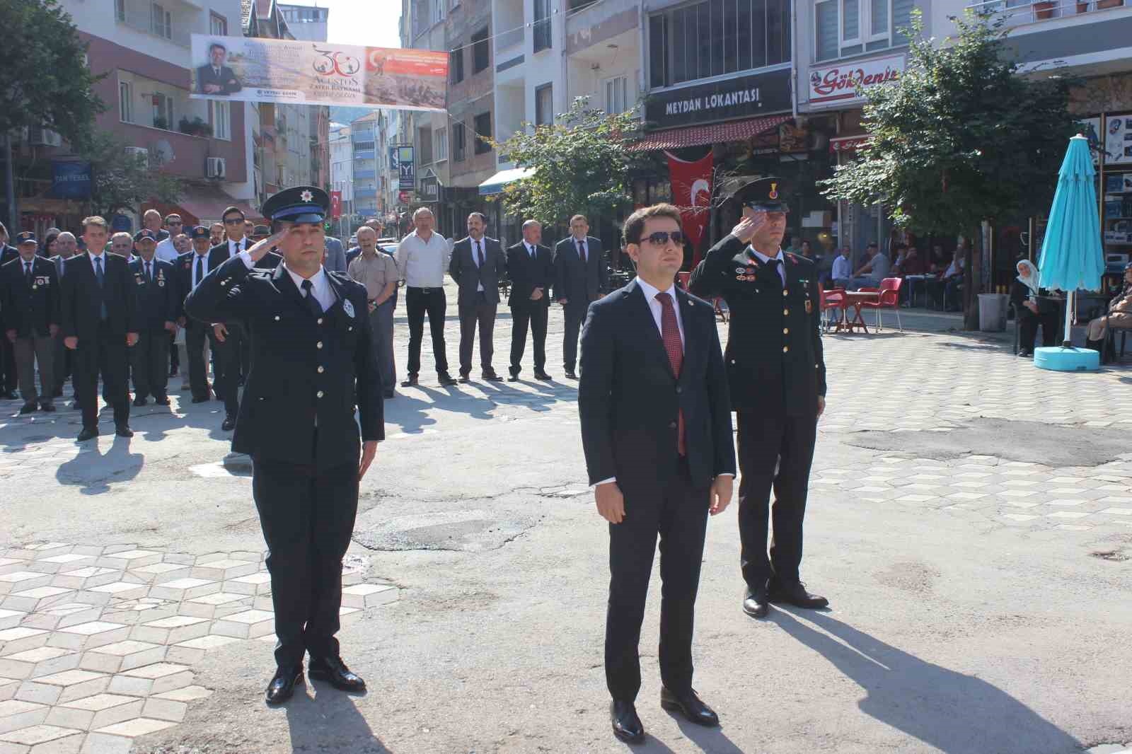 TÜRKELİ İLÇESİNDE 30 AĞUSTOS ZAFER BAYRAMI COŞKUSU