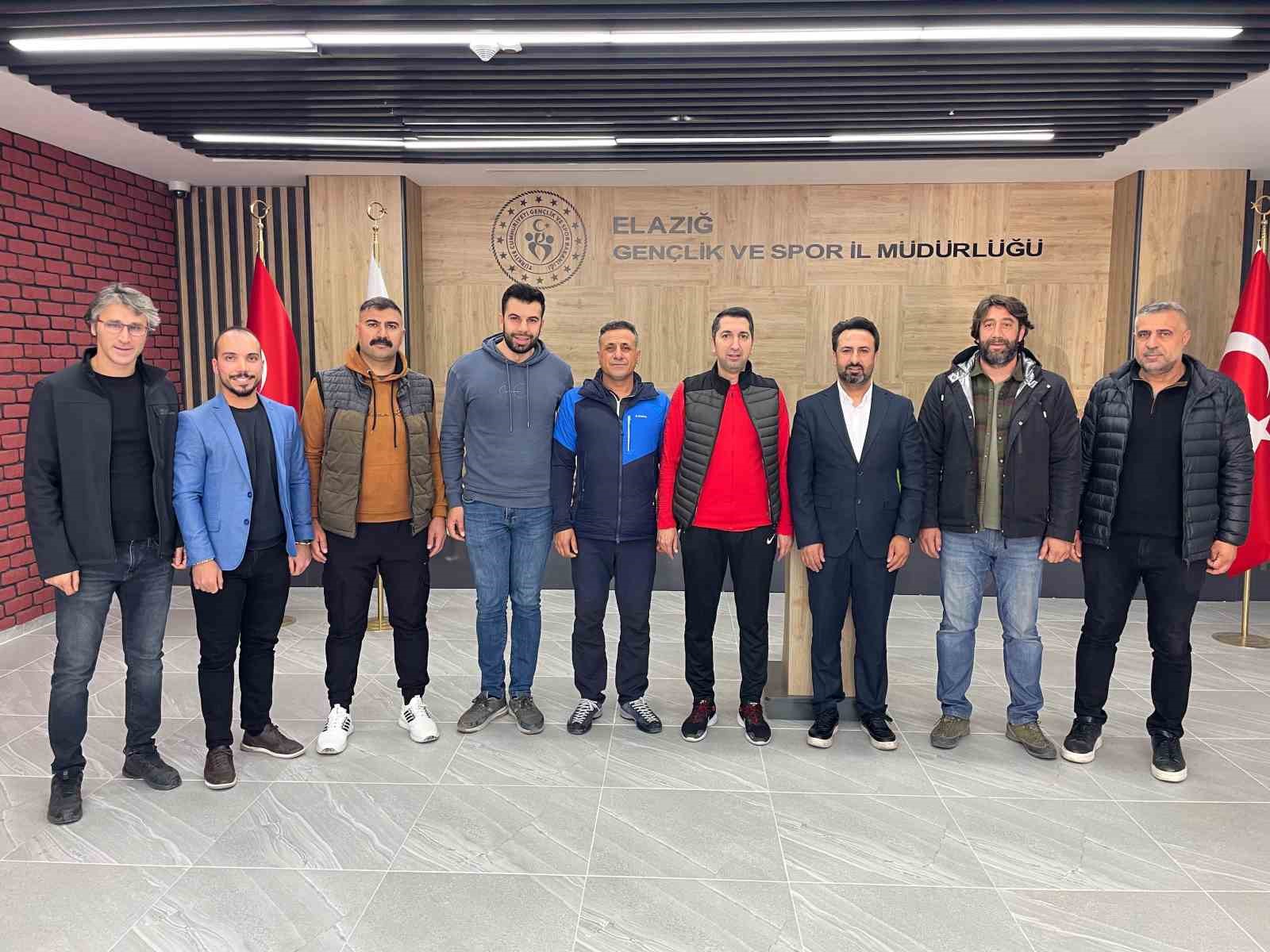 TÜRKİYE DAĞCILIK FEDERASYONU YÖNETİM KURULU ÜYESİ ABDURAHİM EKİN ELAZIĞ’DA SPOR TIRMANIŞ EĞİTİMİ DUYURDU