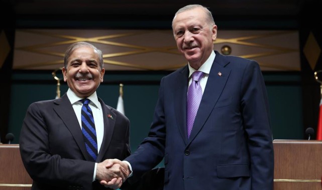 Türkiye ve Pakistan Arasındaki Kardeşlik Bağları Güçleniyor