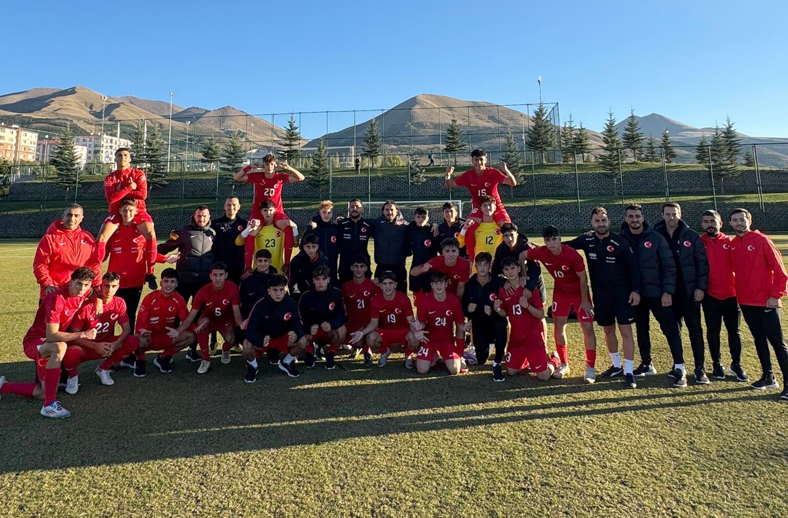 U16 MİLLî TAKIMIMIZ AZERBAYCAN'I 6-0 MAĞLUP ETTİ