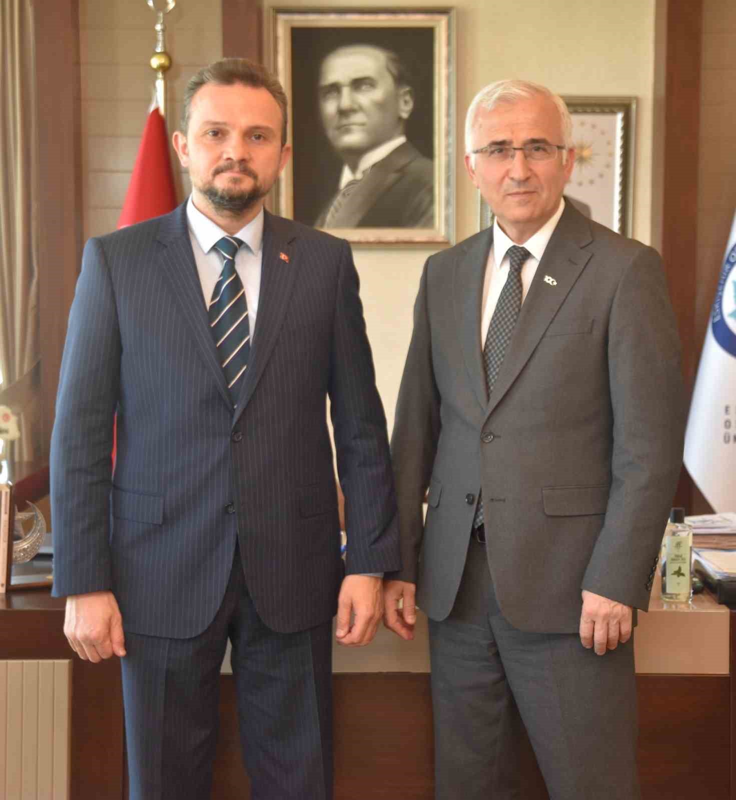 ULUSAL AJANS BAŞKANI ESOGÜ REKTÖRÜ PROF. DR. KAMİL ÇOLAK'I ZİYARET ETTİ