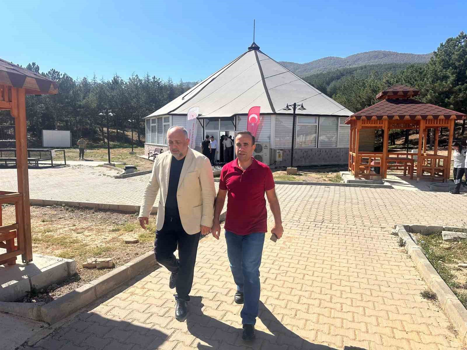 ULUSLARARASI GENÇLİK KAMPI AFYONKARAHİSAR’DA DÜZENLENDİ