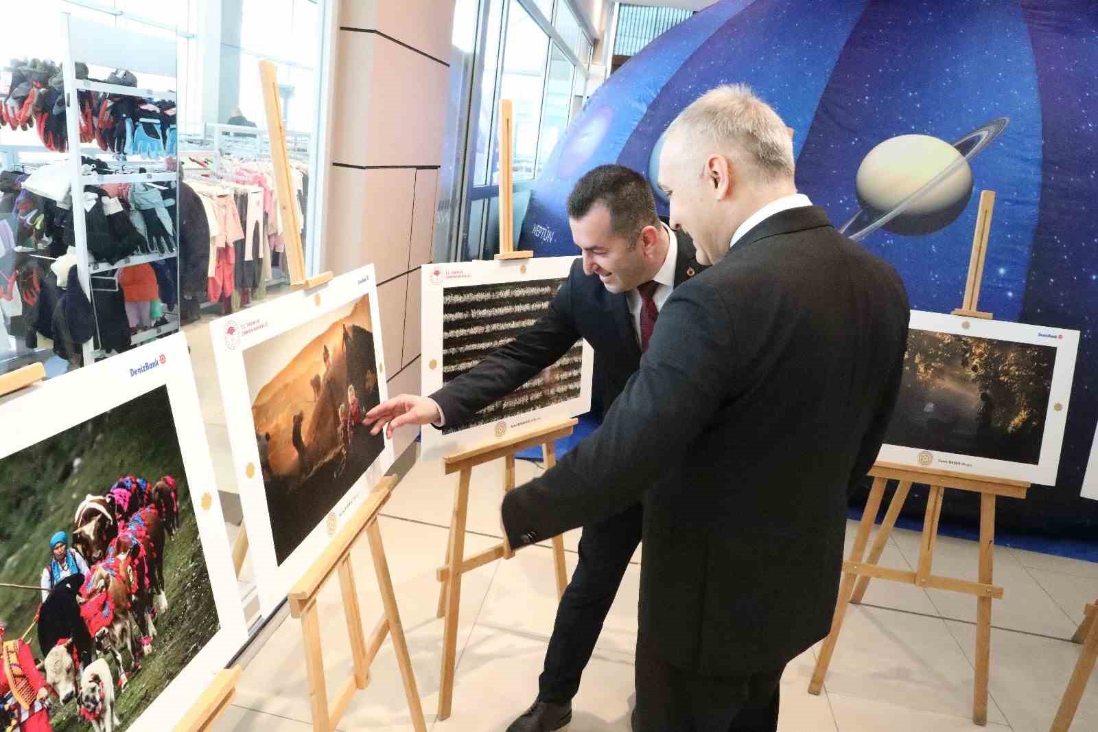 ULUSLARARASI TARIM VE ORMAN FOTOĞRAF SERGİSİ MANİSA'DA AÇILDI