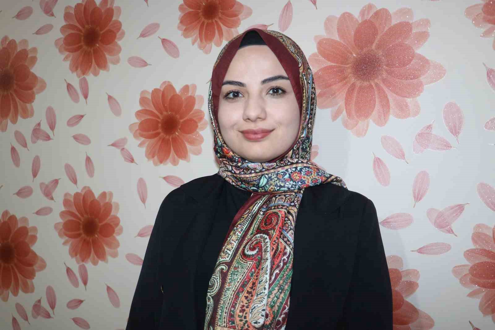UZMAN DİYETİSYEN GÜLSÜM HAZMAN'DAN SAĞLIKSIZ DİYET PROGRAMLARI UYARISI