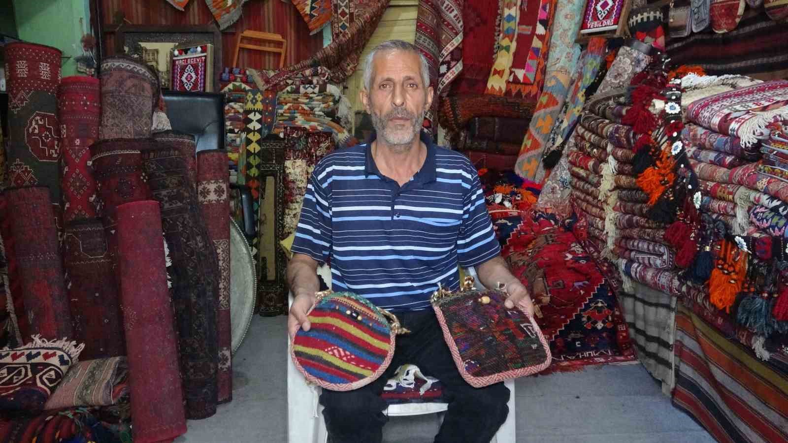 VAN KİLİMLERİ HEDİYELİK EŞYAYA DÖNÜŞTÜRÜLÜYOR