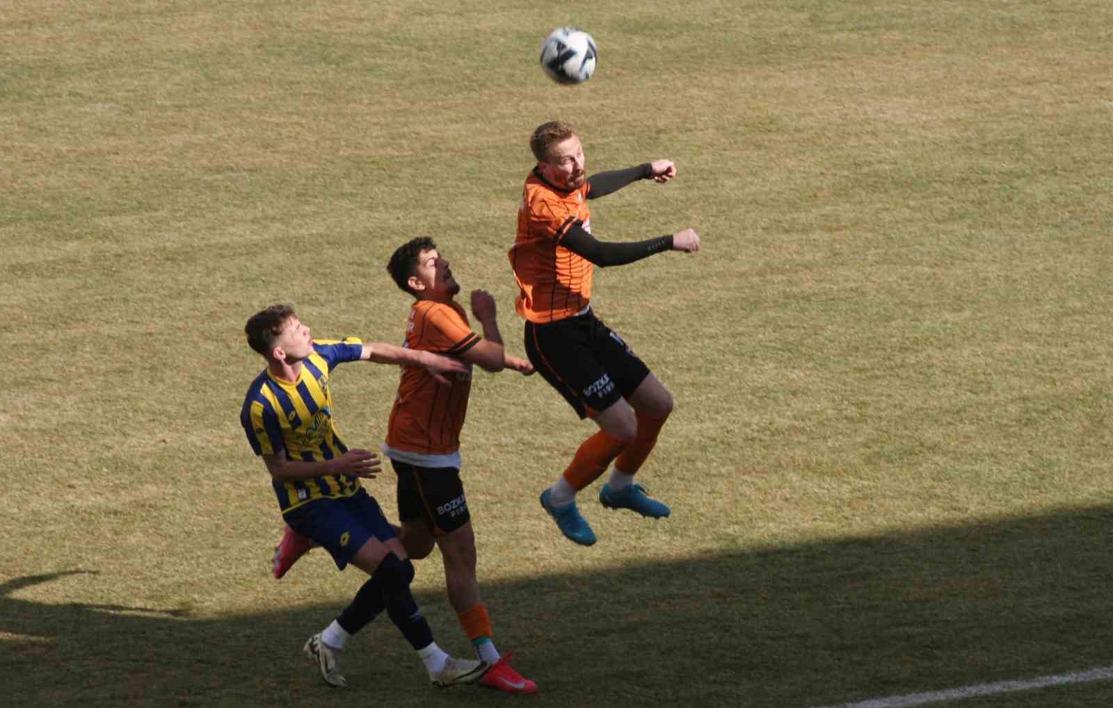 VİTRASPOR EVRENSEKİZ EVRESPOR DEPLASMANINDA