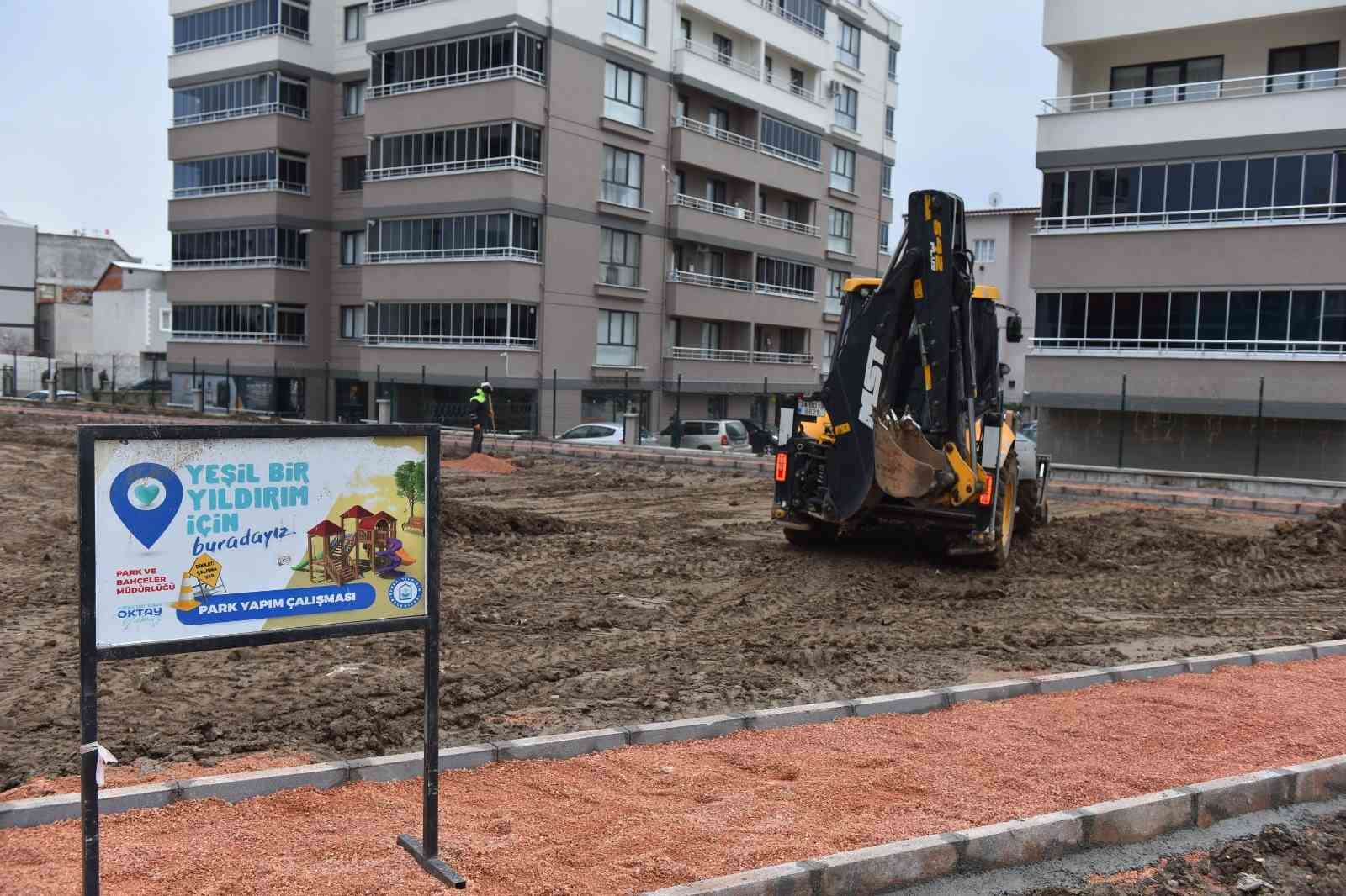 YILDIRIM BELEDİYESİ, YEŞİL ALANLARI ARTIRMAYA DEVAM EDİYOR