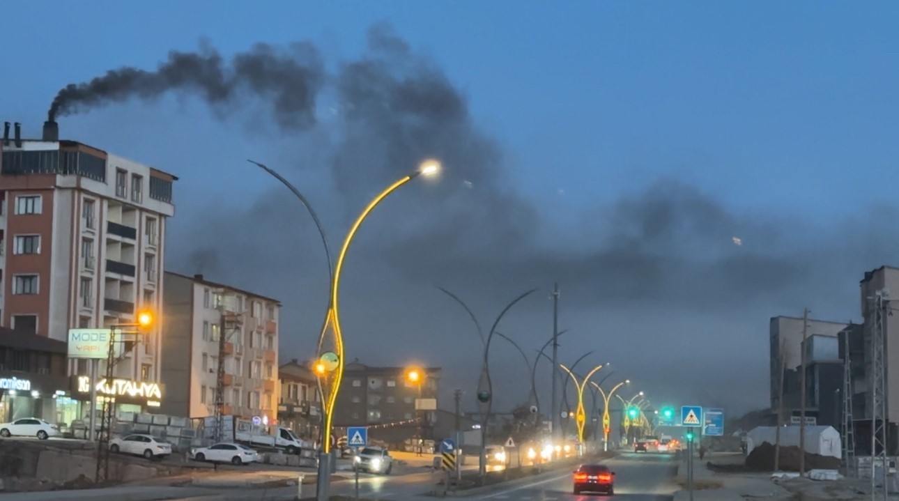 YÜKSEKOVA'DA DOĞAL GAZ ÇALIŞMALARI HIZLA İLERLİYOR