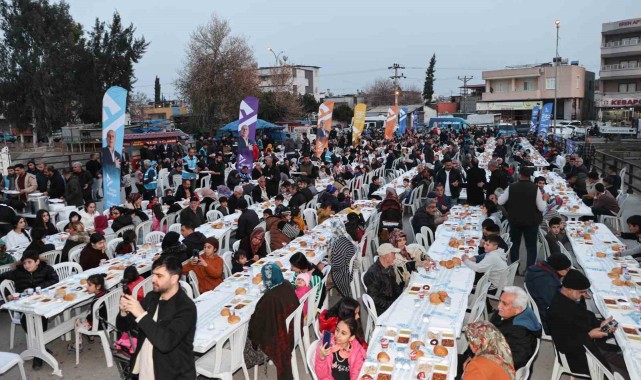 Yüreğir Belediyesi Ramazan Ayında İlçe Genelinde Dayanışmayı Yaşatıyor