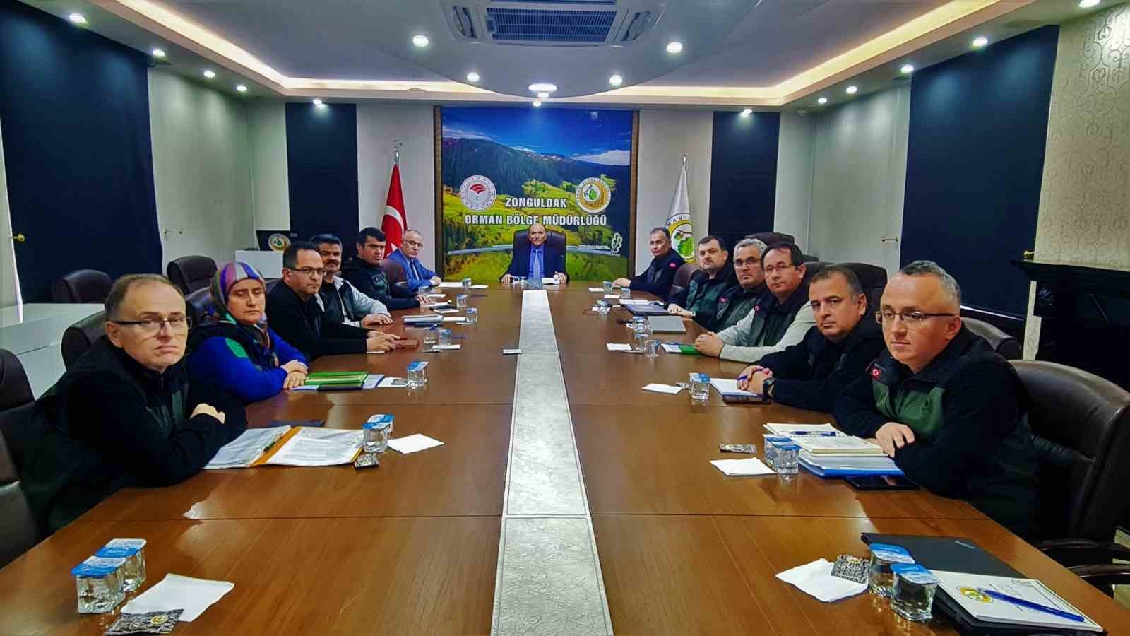 ZONGULDAK ORMAN BÖLGE MÜDÜRÜ ORMAN KÖYLÜLERİNE DESTEK OLMAYA DEVAM EDECEK